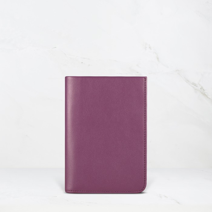 Voyager Passport Wallet